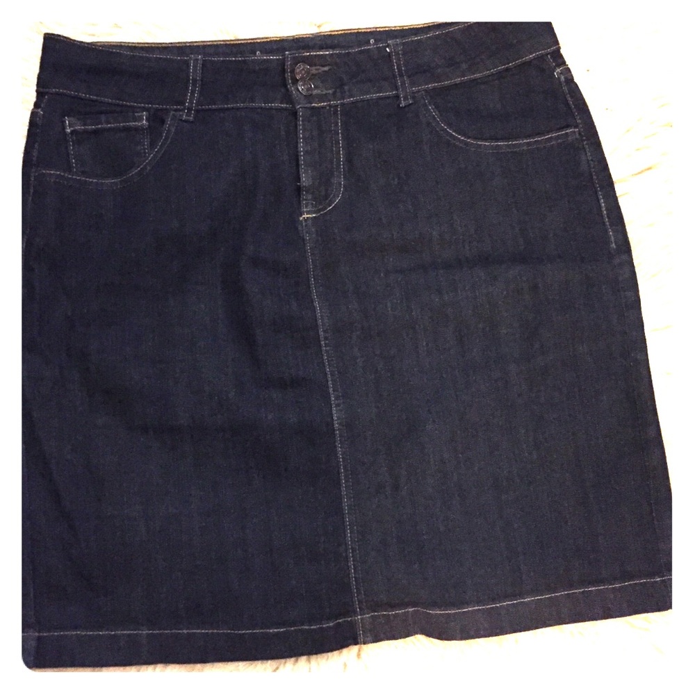 Old Navy denim pencil skirt